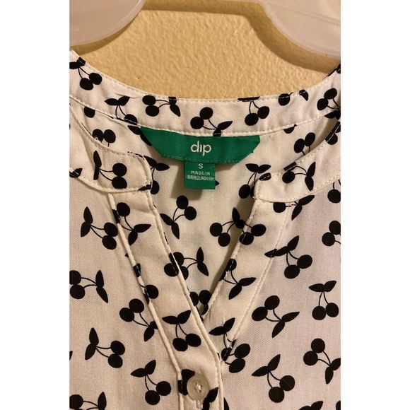 NWT cherry tank top - Picture 2 of 3